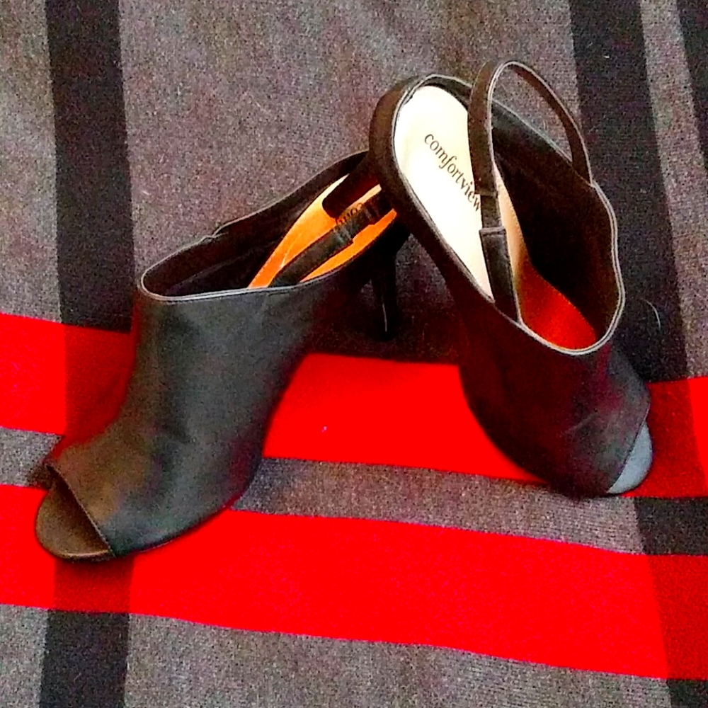 Ladies confortview leather peep toe slingbacks